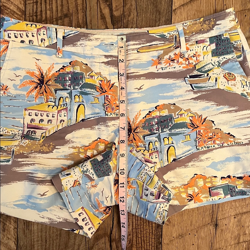 Boden seascape beach shorts - Picture 4 of 5